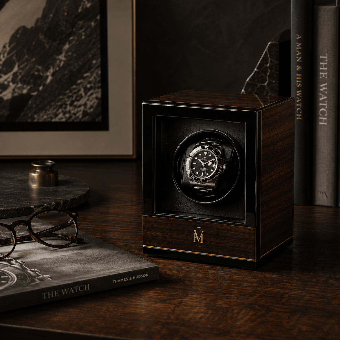 Single Watch Winder on a table velmont house