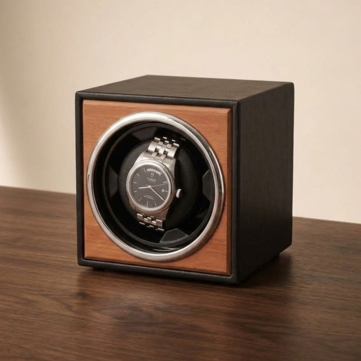 The Balmoral Cube Watch Winder