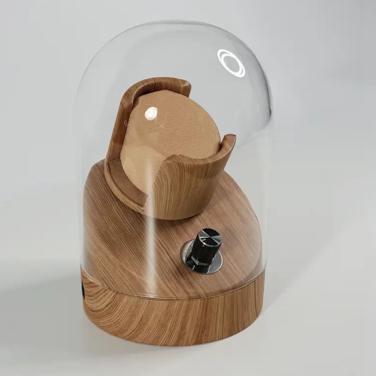 The Crystal Oak Watch Winder Detail