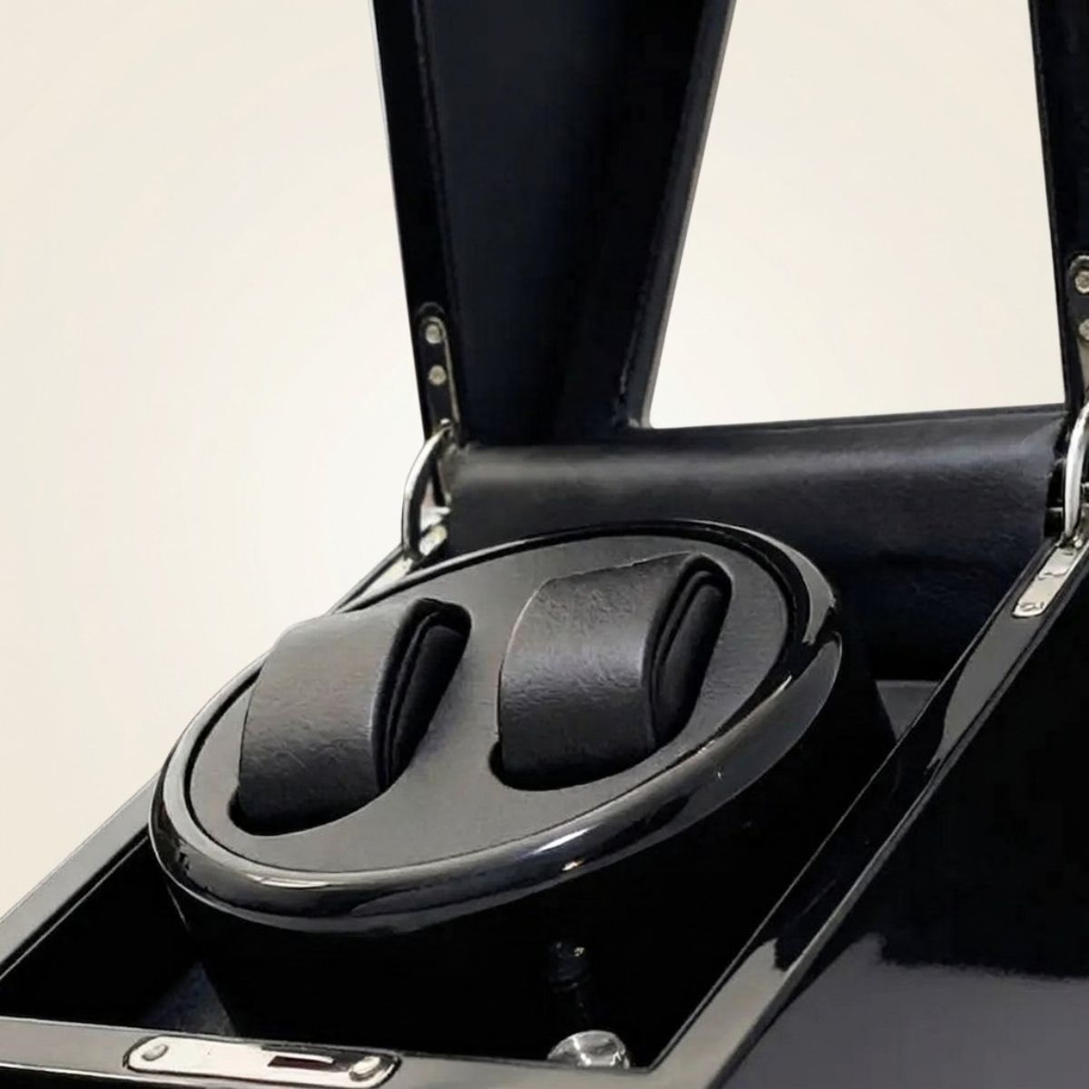 The Sherwood Double Watch Winder Study