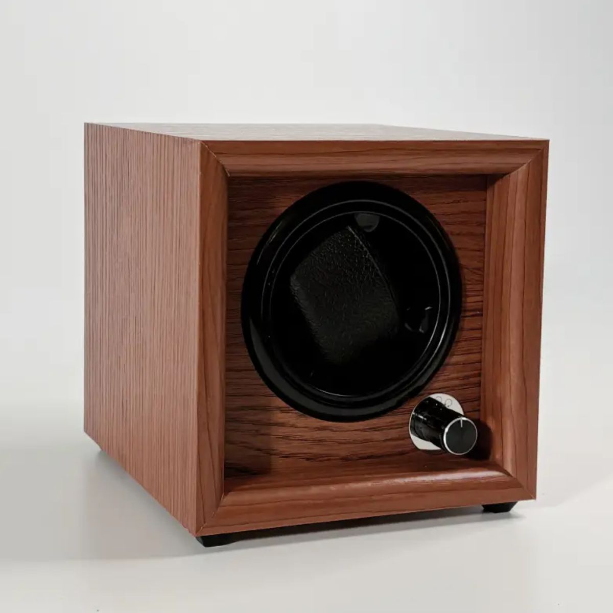 The Thornbury Oak Watch Winder Craftsmanship